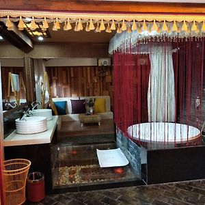 Queen Suite